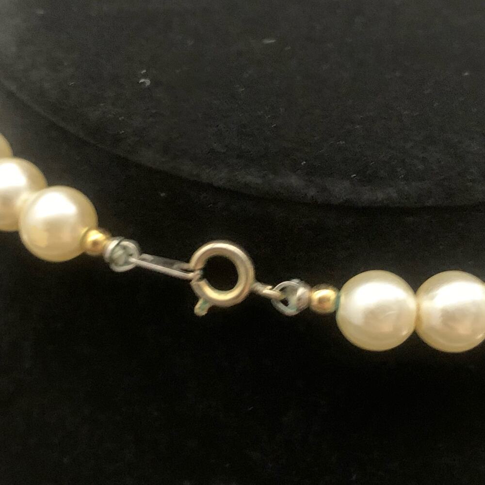 Vintage Faux Pearl Chandelier Statement Necklace - Picture 7 of 16